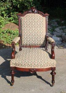 Polished Handcrafted Wooden Royal Chair, Color : Brown for Home Decor