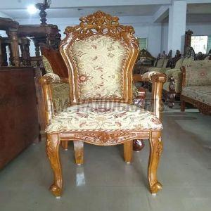 Polished Traditional Wooden Royal Chair, Color : Brown for Home Decor