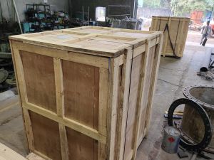 Polished Plain Wooden Ply Box Modern