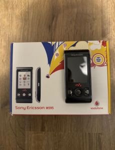 Sony Ericsson w595 Mobile Phones