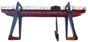 Heavy Duty Gantry Cranes, Load Capacity : 10 Tons for Industrial