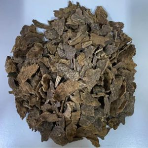 Agarwood, Color : Dark Brown, Form : Bark, Packaging Type : Pouch