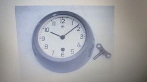 Wall Statue, Shape : Round, Display Type : Analog