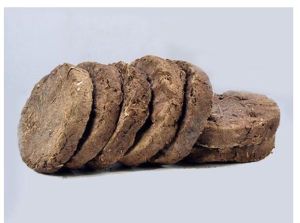 Cow Dung Cake, Color : Brown Standard, Packaging Type : Wrapped