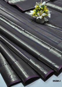 Darkelm Color Banarasi Silk Zari Weaving Border Saree