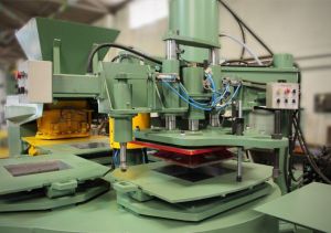 Apm 416 Ed Concrete Pavers Making Machine