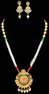 Gold-Tone Traditional Necklace &AMP;AMP; Earring Set