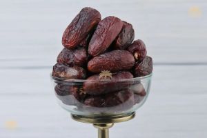 Premium Amber Dates