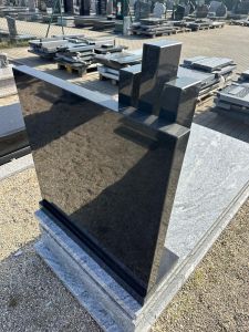 Black Granite Slabs, Thickness : Typically 2 Cm Or 3 Cm