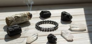 Gemstone 8mm Magnetic Hematite Beaded Bracelet, Condition : Grey