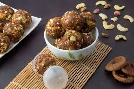 1 Kg Nachani Cashew Laddu