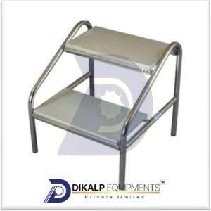 Silver Stainless Steel Two Step Ladder for Hospital, Reading