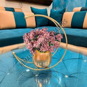 Polished Brass Plain Table Top Moon Shape Flower Pot, Color : Golden