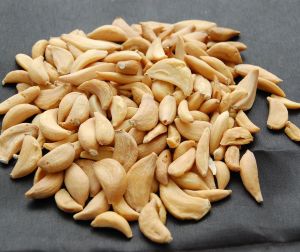 Dehydrated Garlic Flakes for Cooking, Seasoning