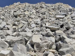 Dolomite Lumps, Color : Grey, Grade : Industrial Grade