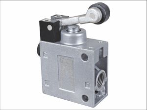 Aluminium Pressure Die Cast 3/2 Poppet Type Roller Lever Valve