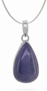 Moderate Violet Pear Cabochon Shaped 30.00 Carats Women Tanzanite Pendant