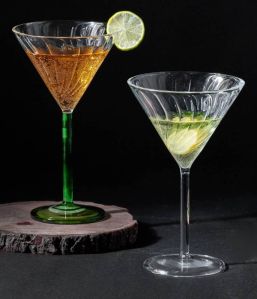 Transparent Plain Cocktail Glass, Shape : Round for Drinking Use