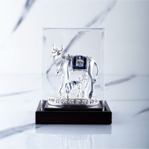 Plain Polished 999 Silver Kamdhenu Cow Idol