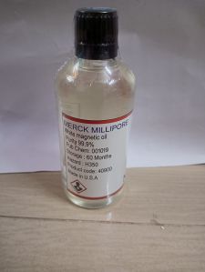 White Magnetic Oil