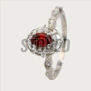 Ladies 925 Sterling Silver Garnet Ring 5X3, Purity : 99.99%