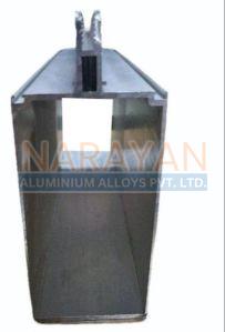 Plain 28mm Aluminium Curtain Wall Sections, Color : Silver