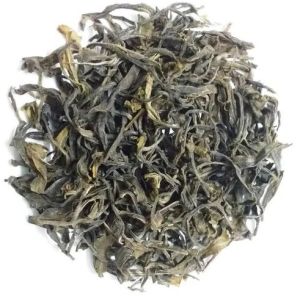 Chaioleaves Organic Assam Tea Leaves, Color : Light Green Dried