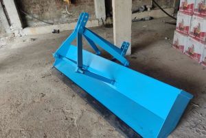 Mild Steel Tractor Land Leveler, Weight : 800 Kgs for Agriculture Use