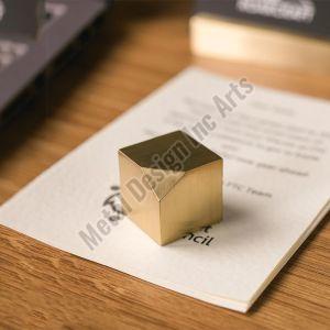 Plain Brass Cube Paper Weight 2 X 2 Cm For Home Decor, Office