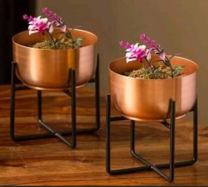 Polished Plain IRON PLANTER WITH STAND Standard for Decoration