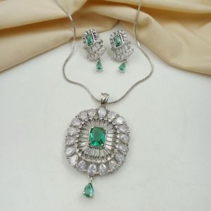 Women Pendent-6809