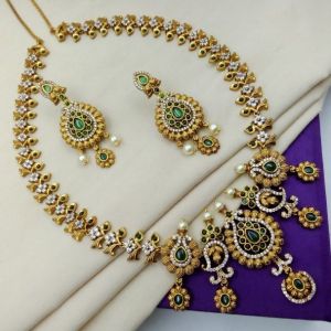 Women Short South-Necklace-O-2739-Black mat-WHITE GREEN