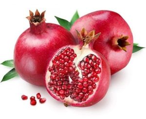 Pomegranate, Health Benefits : Promotes Heart Health