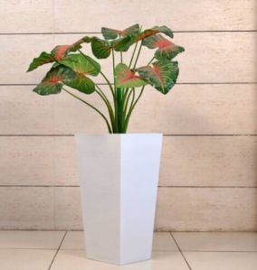 Prism Grande Fiberglass Planter