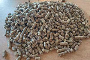 Wooden 10 Mm Biomass Wood Pellet, Color : Brown For Boiler Heating Use