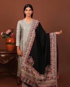 Ladies Antique Design Shawl