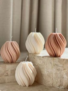 Swirl Ribbed Candle / Spiral Candle Scented