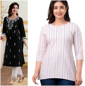 Women Self Design Kurta