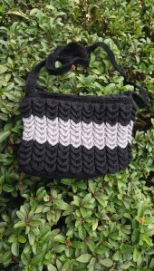 Crochet Crocodile Stitch Purse