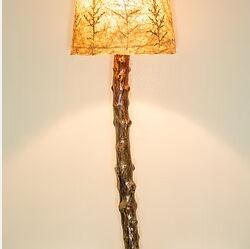Straight Wooden Lamp
