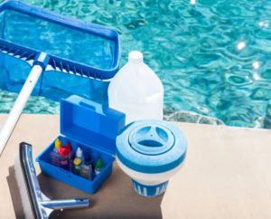 Swimming Pool Cleaning Kits