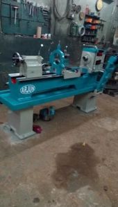 AM-3 Medium Duty Lathe Machine