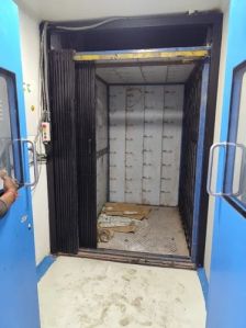 Independent Fabrication Goods Lift