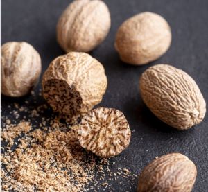  Natural Whole Nutmeg Seeds, Grade Standard : Food Grade
