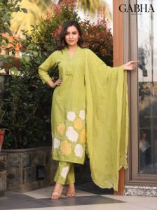 Gorgeous Peach Embroidered Hakoba Pompom Lace Dupatta Kurta Set