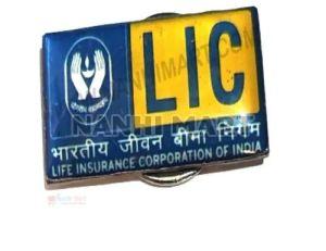 Polished Brass LIC Lapel Pin, Shape : Rectangular