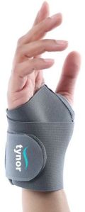 Single Lock Wrist Brace