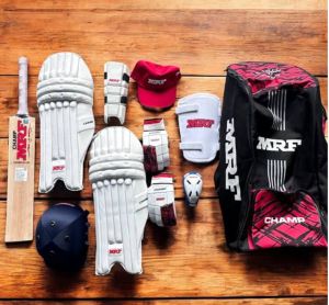 Wood Kashmir Willow Cricket Kit, Color : White, Creamy, Light Brown