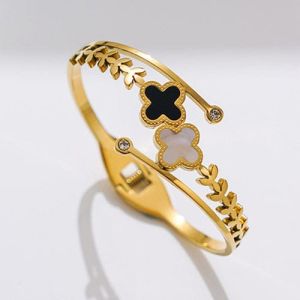 Polished Ladies Artificial Designer Bracelet, Color : Multicolor