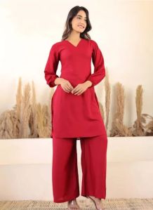 Red Ladies Plain Cotton Kurti With Palazzo